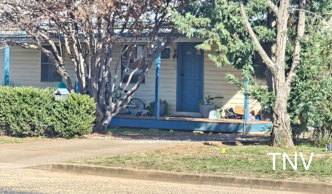 A home in Narromine where a boy was found with stab wound to the neck. Picture via TNV
