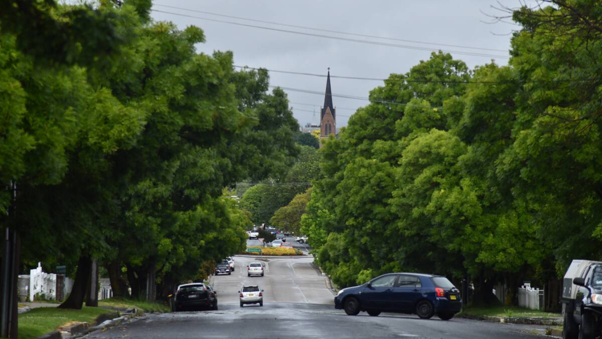 It was a gloomy, wet start to the working week in Orange ... and it's only going to get worse, with a cold snap on the way. Picture by Carla Freedman