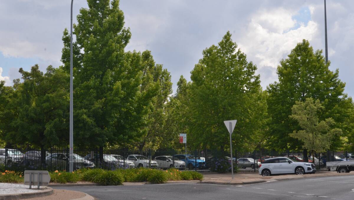 Orange City Council is calling for expressions of interest for doubling the number of spaces at the Ophir Car Park on the corner of Kite Street and Lords Place. Picture by Tanya Marschke