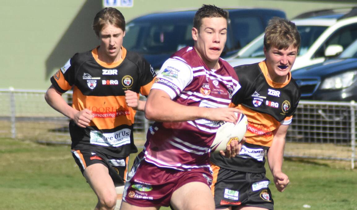 Liam Henry on the charge for the Blayney Bears under 18s during the 2019 season. File picture
